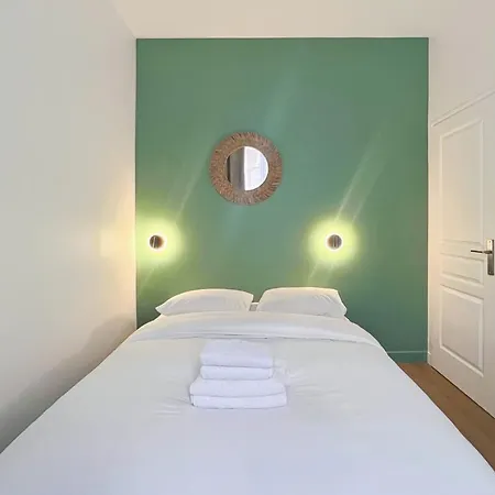 Luxurious And Charming In 12th 아파트